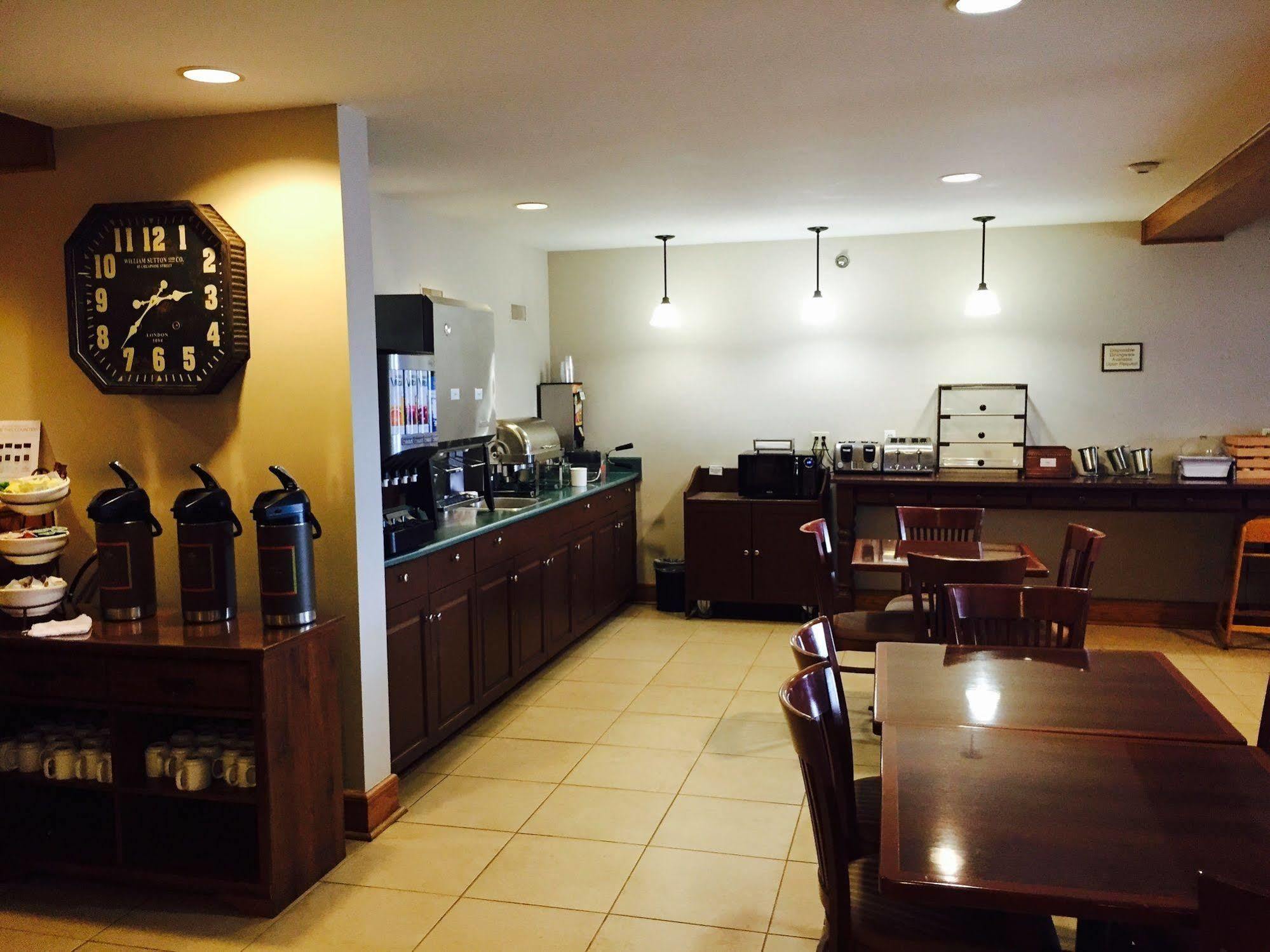 Country Inn & Suites By Radisson, Winnipeg, Mb Eksteriør billede